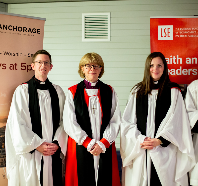 Bishop of London meets future interfaith leaders at London School of Economics